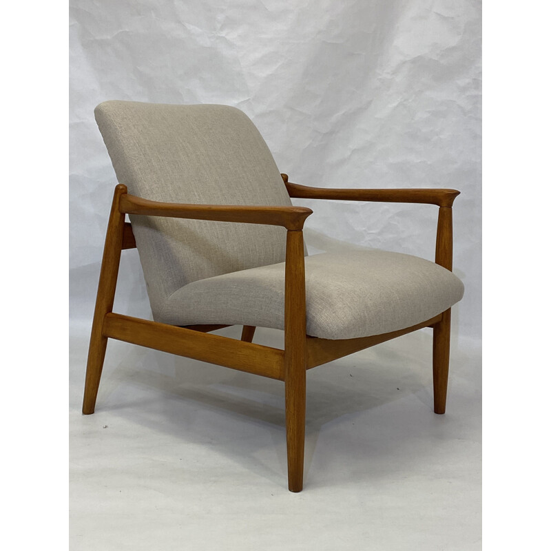 Fauteuil vintage GFM-142 en hêtre par Edmund Homa 1960