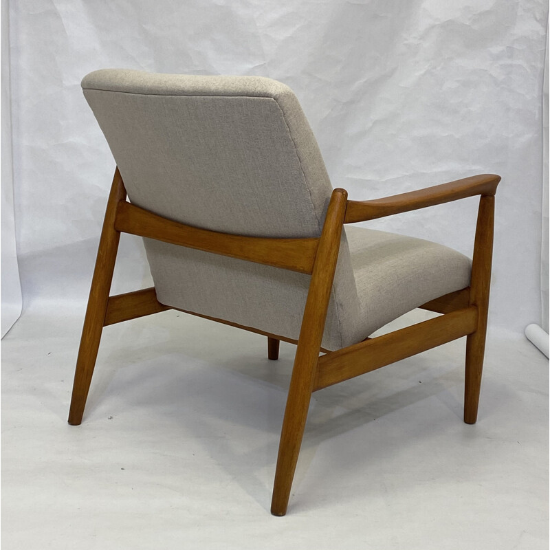 Fauteuil vintage GFM-142 en hêtre par Edmund Homa 1960