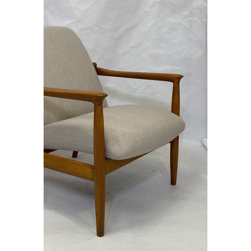 Vintage GFM-142 beechwood armchair by Edmund Homa 1960s