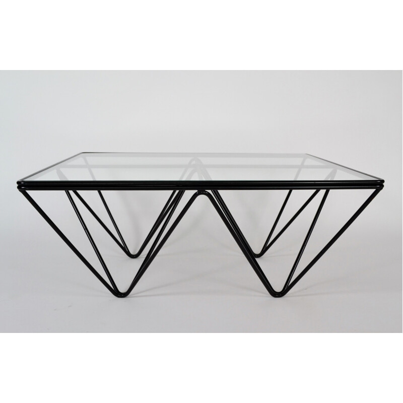 Table basse carrée Alanda B&B Italy en acier et verre, Paolo PIVA - 1975