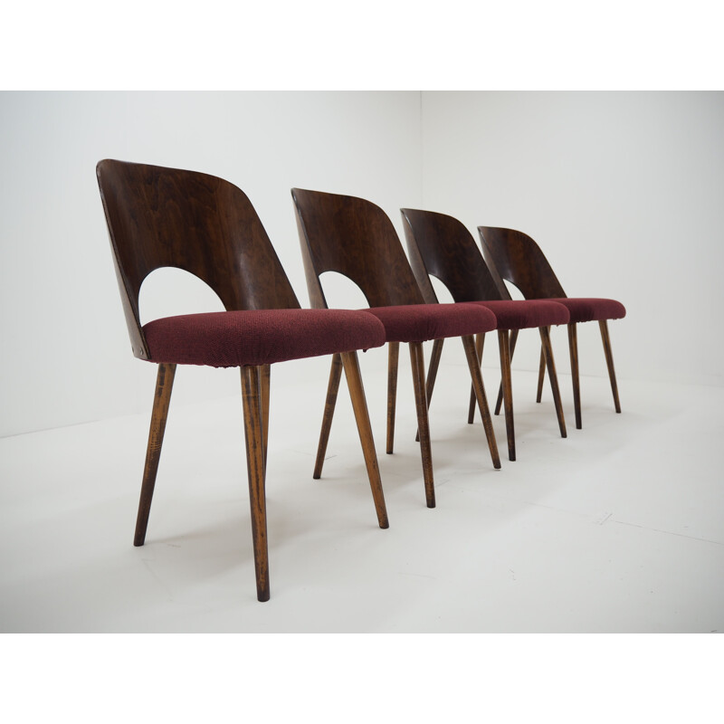 Set van 4 vintage Oswald Haerdtl beukenhouten stoelen voor TonThonet, Tsjechoslowakije 1960