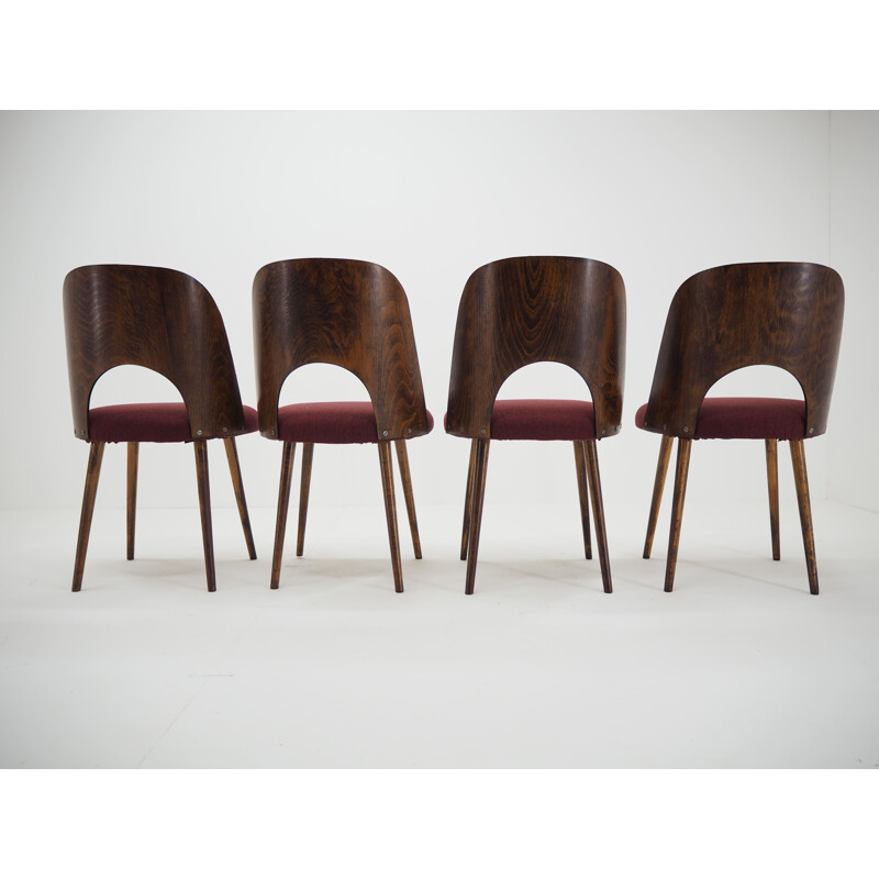 Juego de 4 sillas vintage de madera de haya Oswald Haerdtl para TonThonet, Checoslovaquia 1960