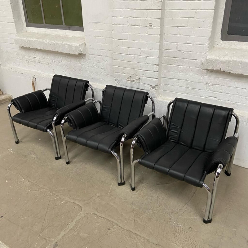 Set of 5 vintage Armchairs with table by Viliam Chlebo and Jaroslav Hrescak 1980s