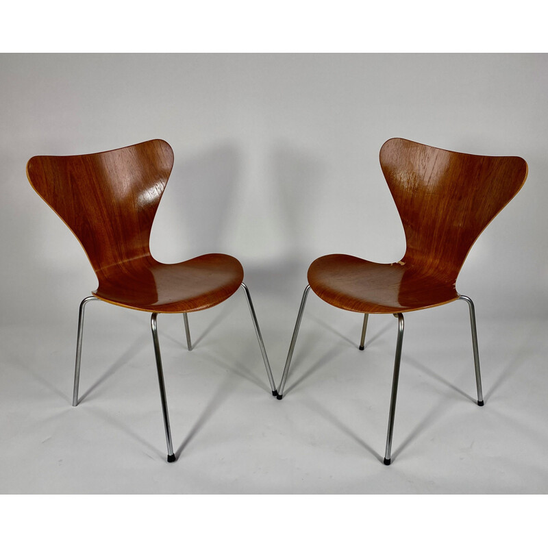 Pair of vintage teak chairs by Arn Jacobsen