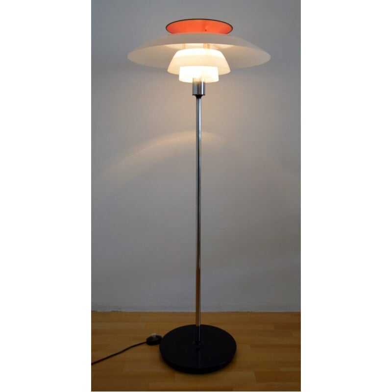 Louis Poulsen Scandinavian white and red floor lamp, Poul HENNINGSEN - 1980s