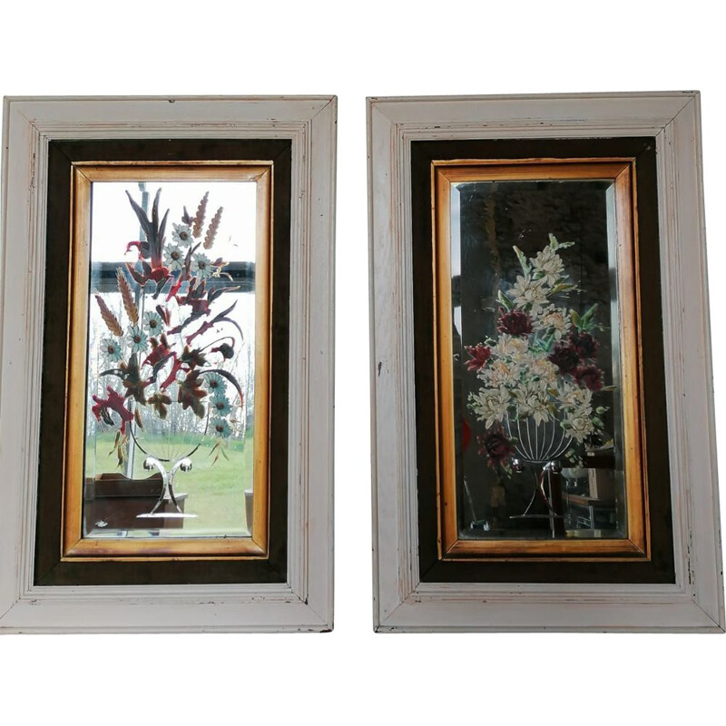 Paire de miroirs vintage gravés et peints main en bois blanc