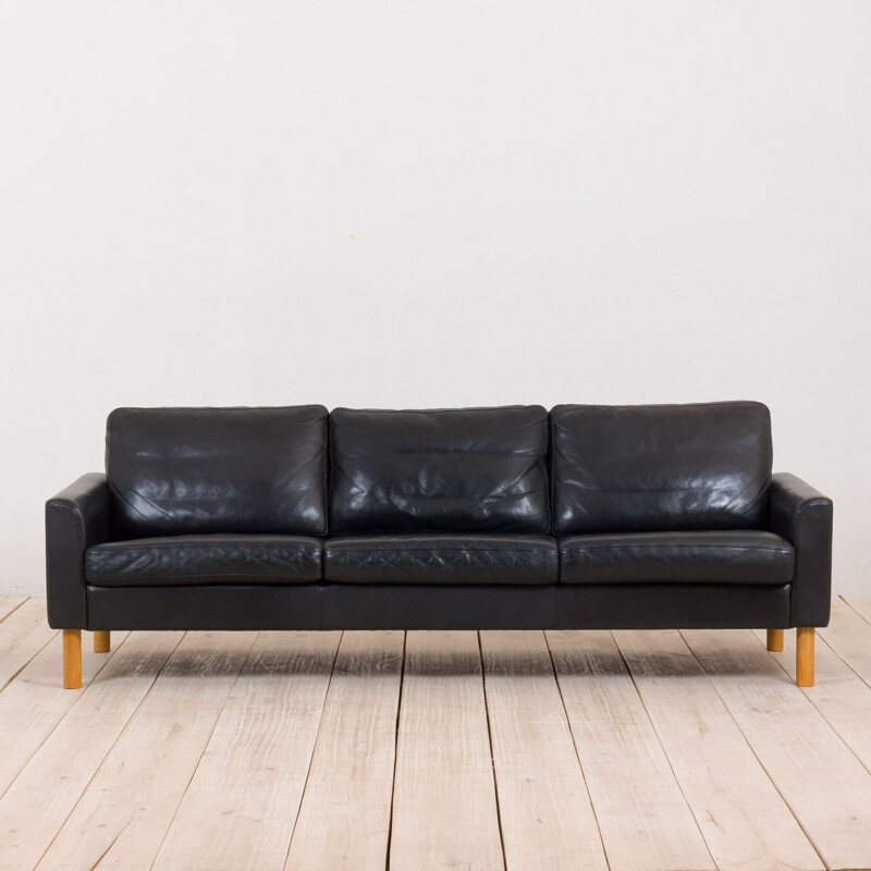 Vintage black buffalo leather sofa on oak legs in Borge Mogensen, Scandinavian