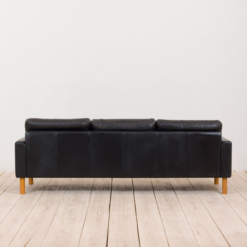 Canapé vintage en cuir de buffle noir sur pieds en chêne en Borge Mogensen, Scandinavian