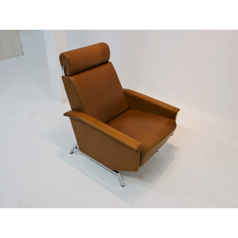 Armchair in brown leatherette, George VAN RIJCK - 1960s