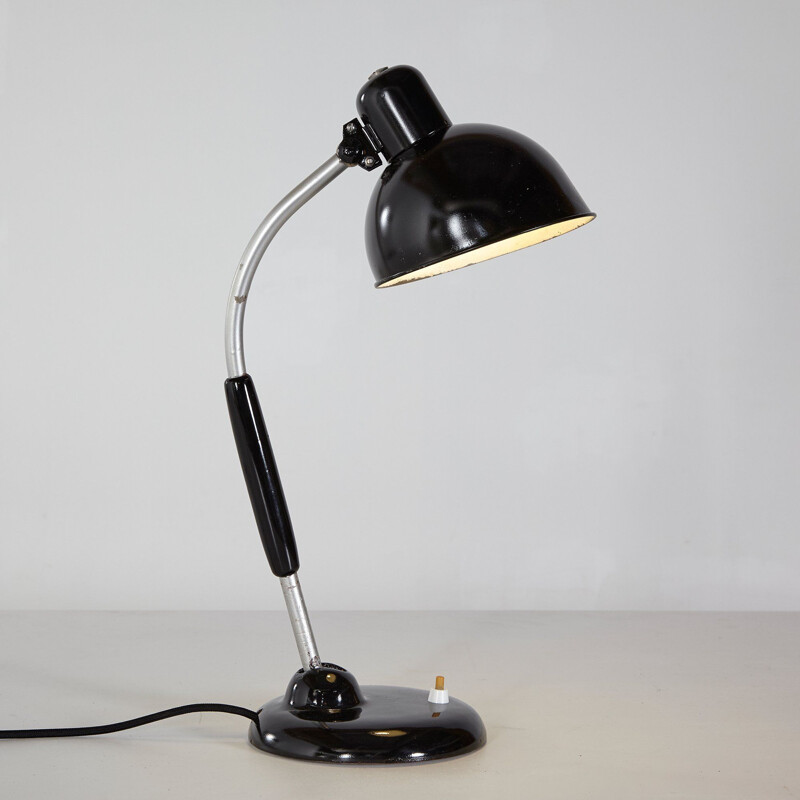 Lámpara de sobremesa vintage Bauhaus Kaiser Idell negra de Christian Dell para Koranda 1930