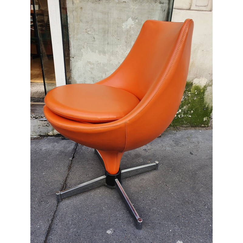 Vintage Polaris armchair by Pierre Guariche