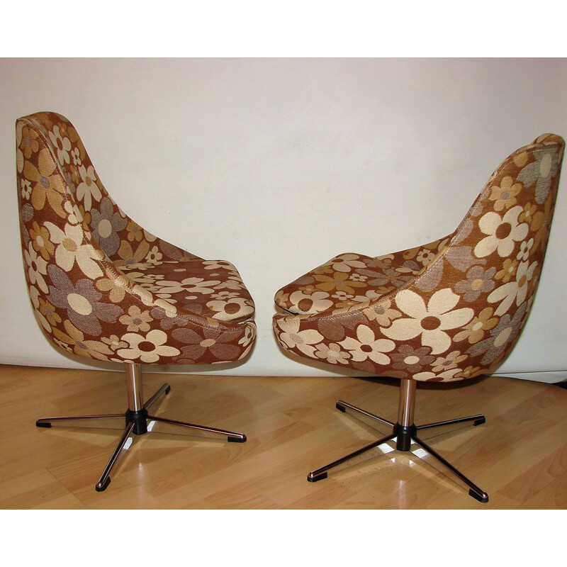 Pair of vintage swivel armchairs 1970s