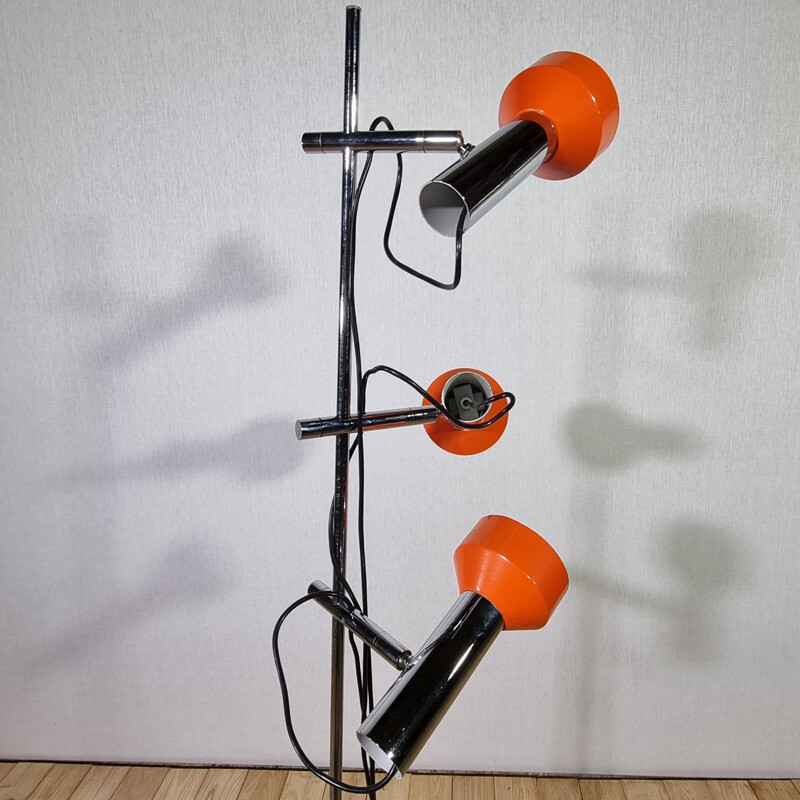 Vintage floor lamp in chromed metal and orange lacquer, Italy 1970