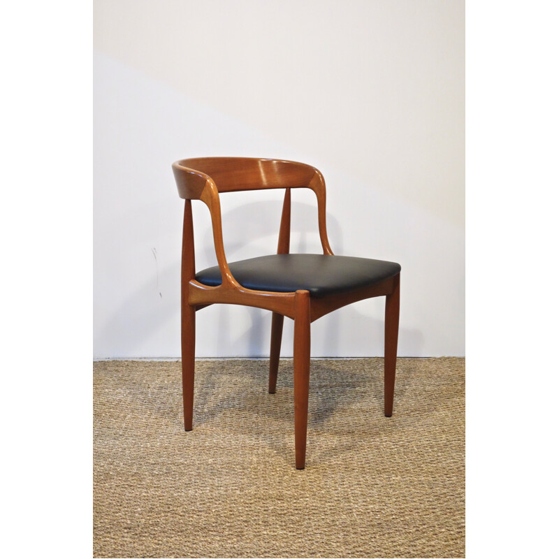 Set of 4 vintage chairs by Johannes Andersen for Uldum Mobelfabrik, Scandinavian 1960s