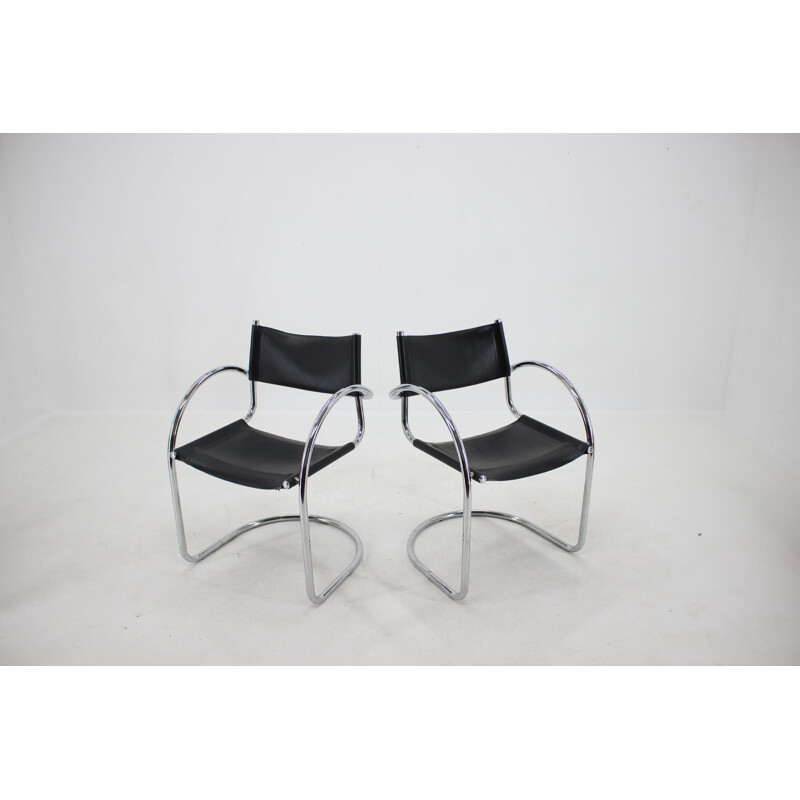 Satz von 4 röhrenförmigen Vintage-Stühlen aus Chrom und Leder, Tschechoslowakei 1970