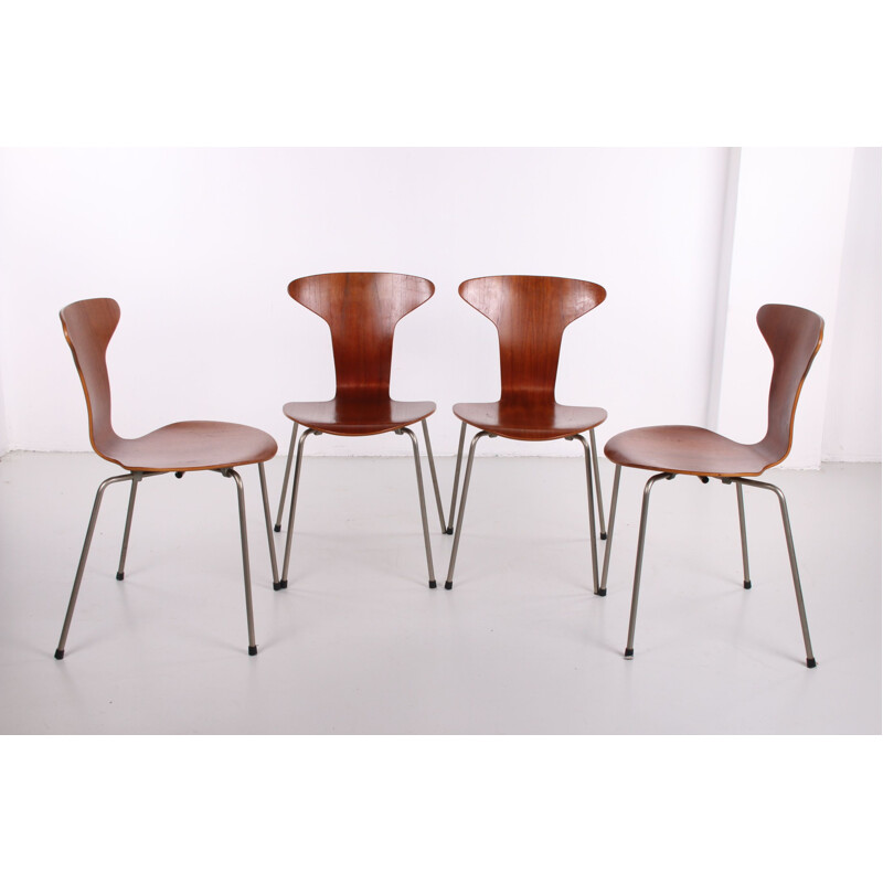 Set of 4 vintage Mosquito 3105 chair by Arne Jacobsen & Fritz Hansen, Denmark 1950s