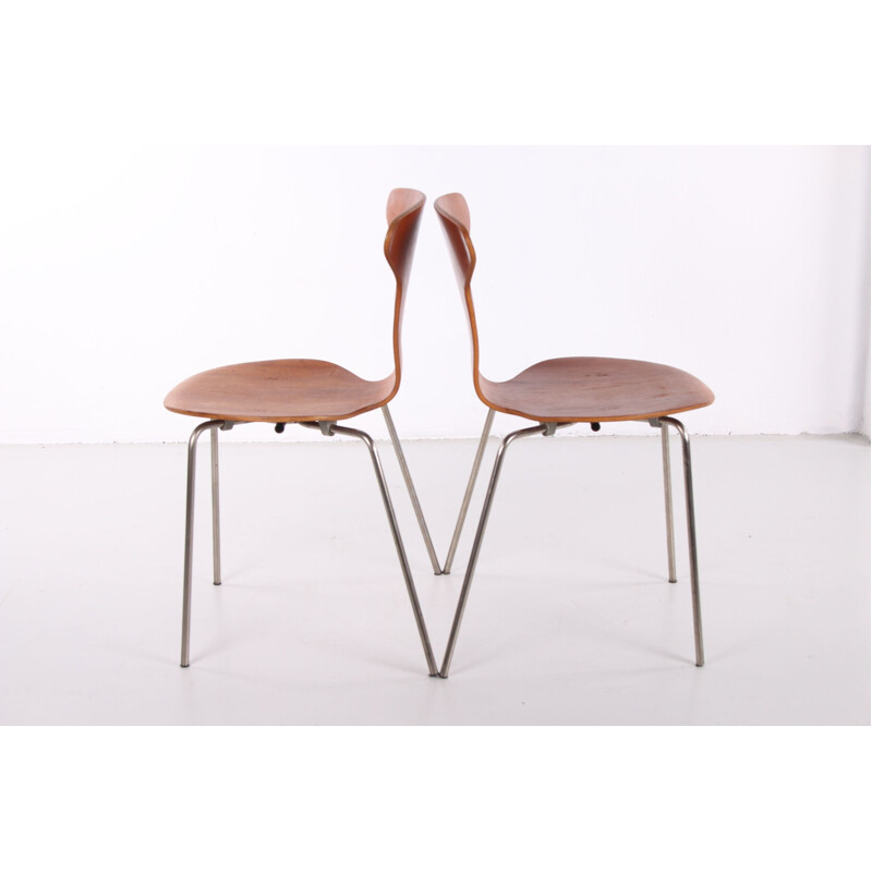 Coppia di sedie vintage Mosquito 3105 di Arne Jacobsen