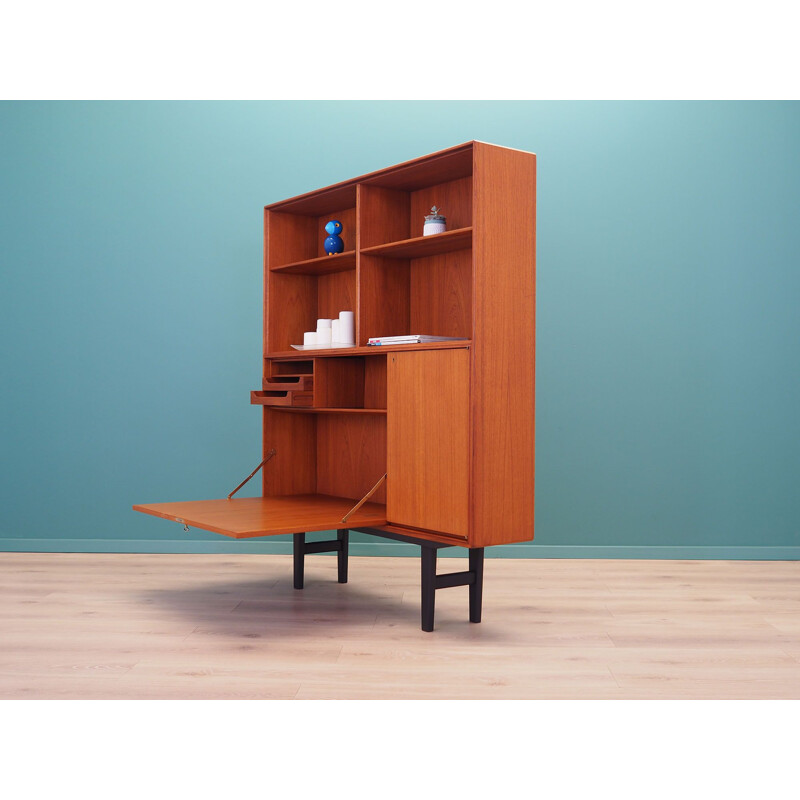 Vintage Scandinavian teak bookcase by Bertil Fridhagen and Bodafors, 1960.