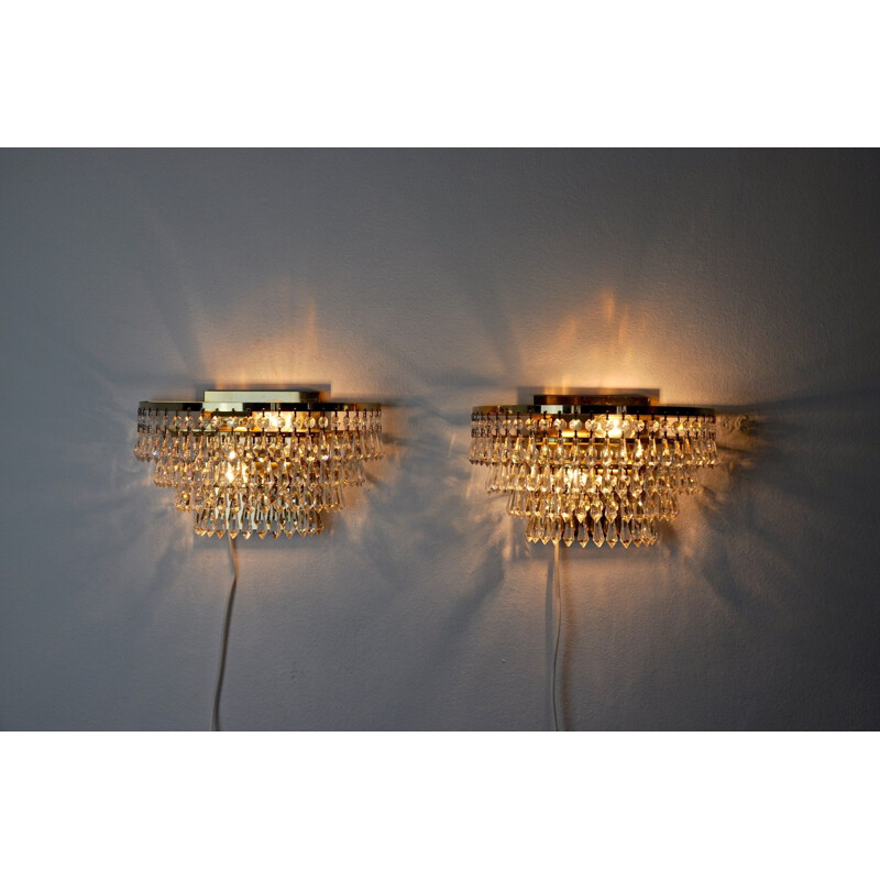 Pair of vintage Regency sconces with cut crystals 1980s