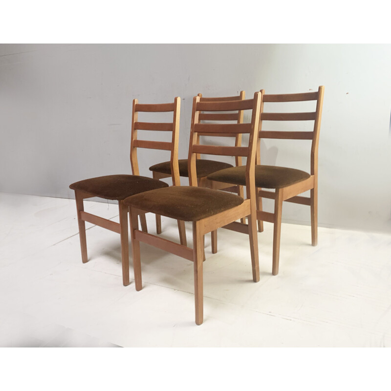 Lot de 4 chaises vintage 1970