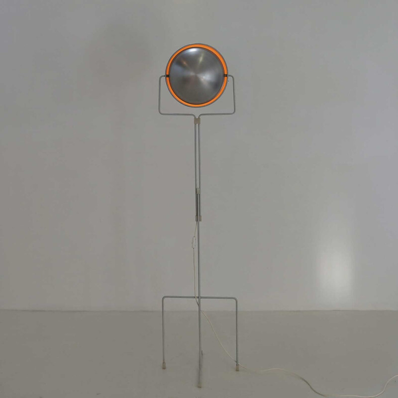Lámpara de pie vintage de metal y aluminio con base eclipse de E. Jelle Jelles para Raak Amsterdam, 1964