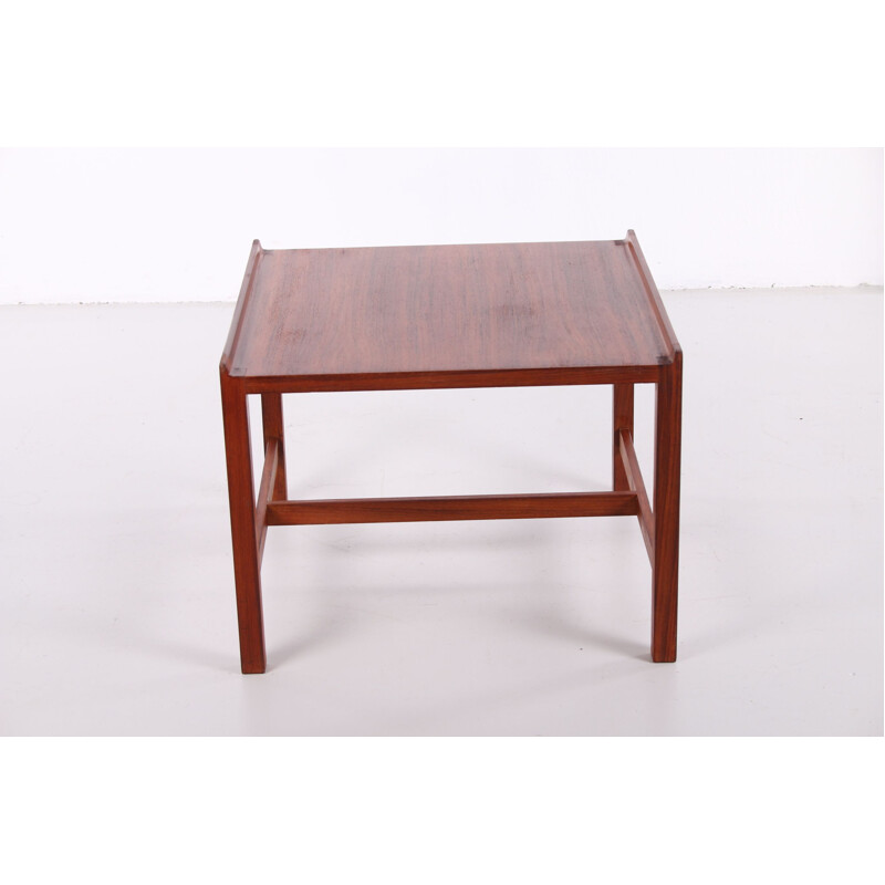 Mesa de café Vintage de teca com bordo elevado, Dinamarca 1960