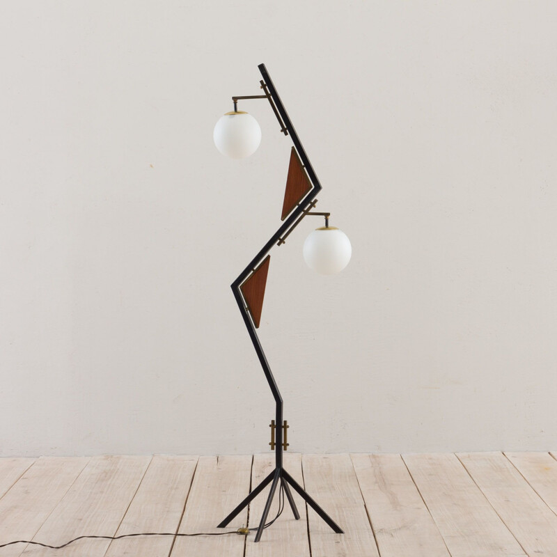 Vintage geometric floor lamp to Stilnovo mahogany brass and opaline glass, Italian