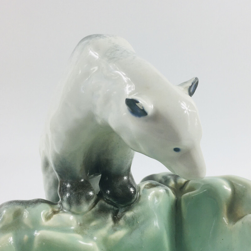 Vintage Art Deco Bohemian Polar Bear Sculpture Ditmar Urbach, Czechoslovakia 1930s