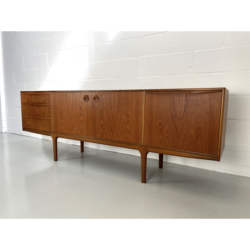 Vintage teak sideboard "Torpedo" by Mclntosh, Schotland 1960s