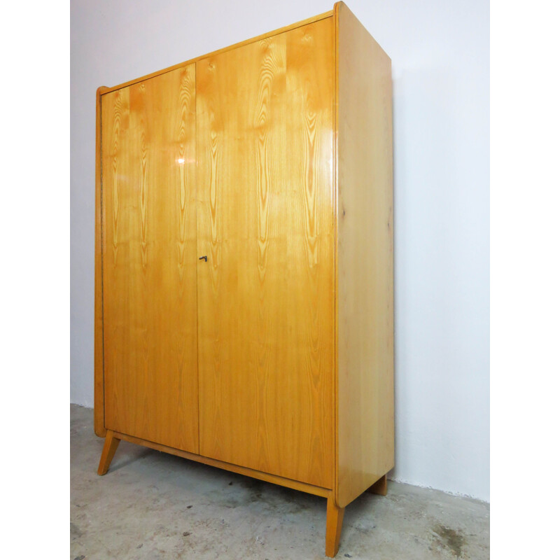 Vintage Wardrobe by Tatra Pravenec CZ 1960s