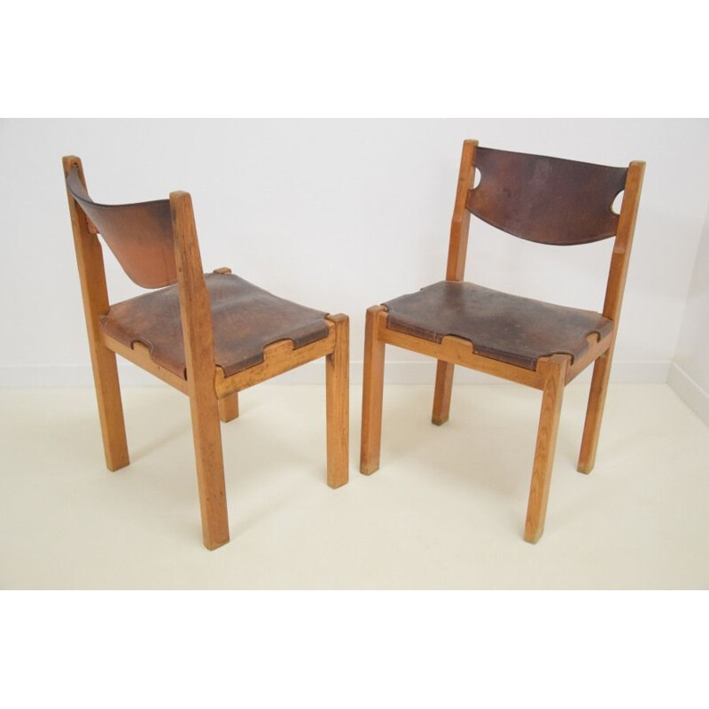 Set of 4 vintage minimalist leather chairs 1870s