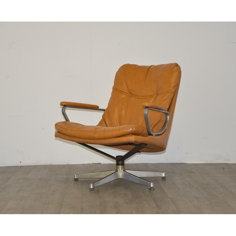 Strässle "Gentilina" swivel armchair in yellow leather, Andre VANDENBEUCK - 1960s