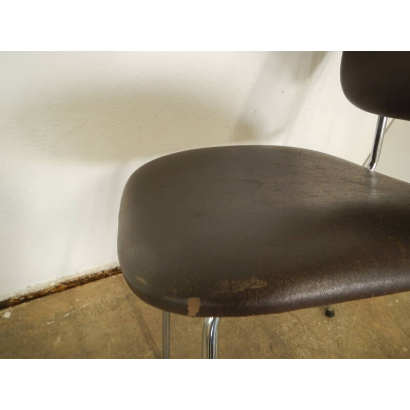 Vintage iron structure desk chair