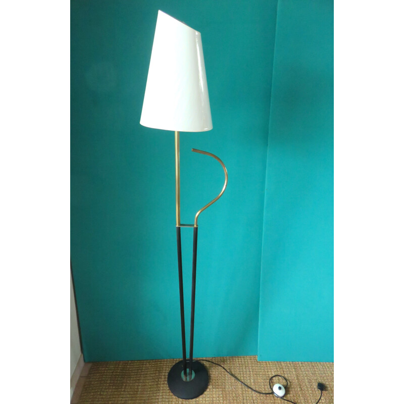 Vintage modernist brass and black steel floor lamp, France 1950s