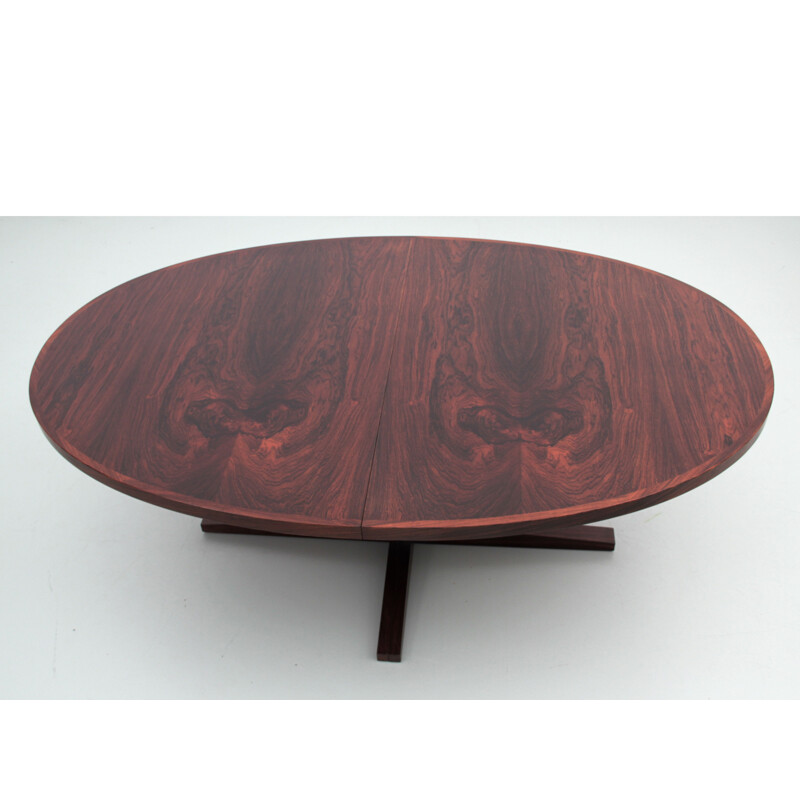 Large oval dining table with 2 extensions in Scandinavian rosewood from Rio