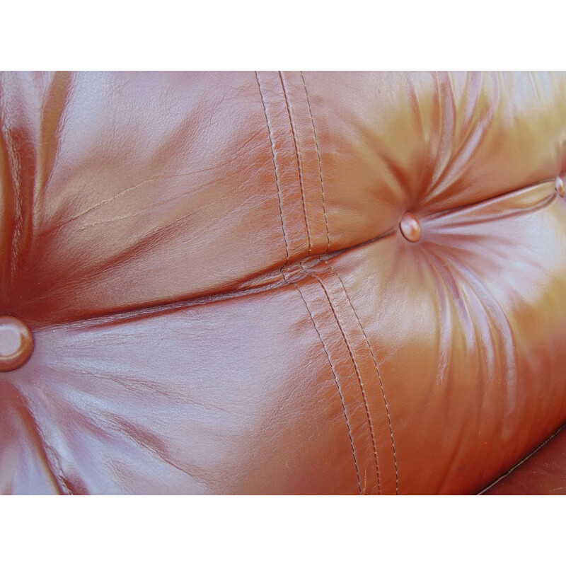 Sofá vintage de cuero ecológico con marco cromado 1970