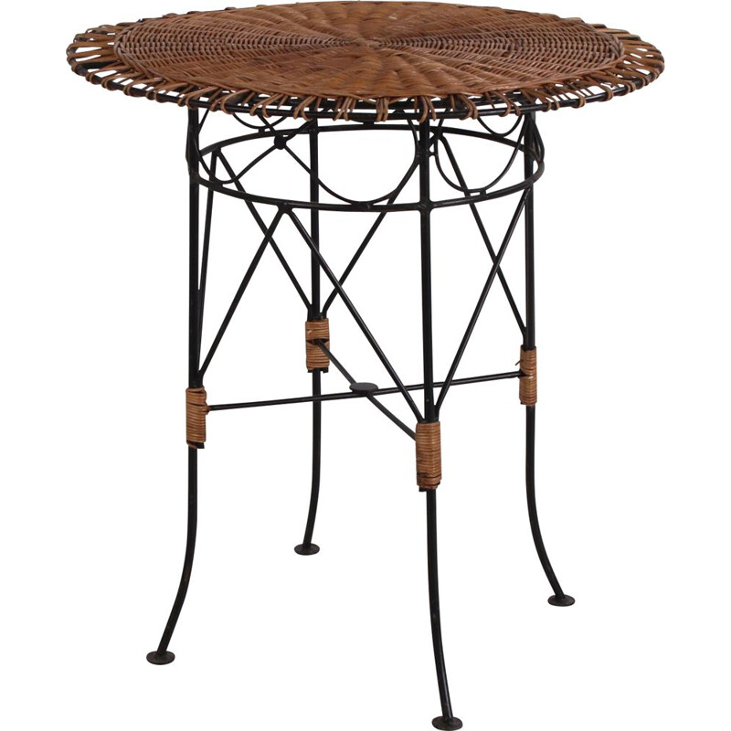Vintage Round wicker side table with metal frame