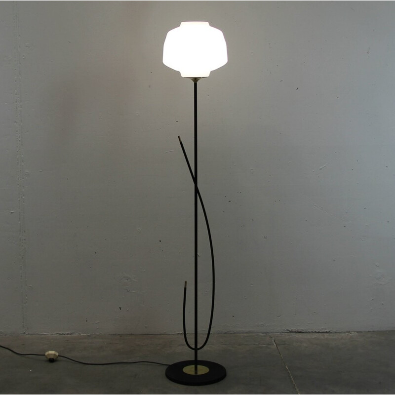 French mid-century floor lamp in opaline and iron - 1950s