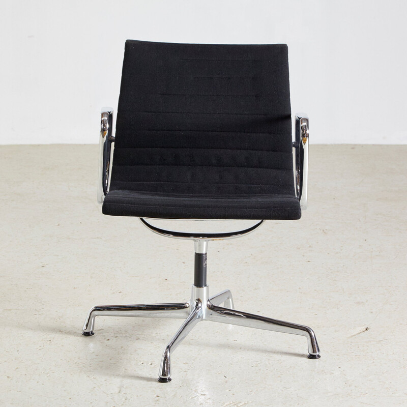 Vintage Model EA 108 Swivel Chair by Charles & Ray Eames for Vitra 1980s