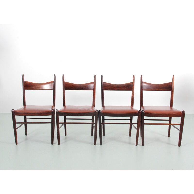 Set of 4 vintage chairs in Rio rosewood, Scandinavian