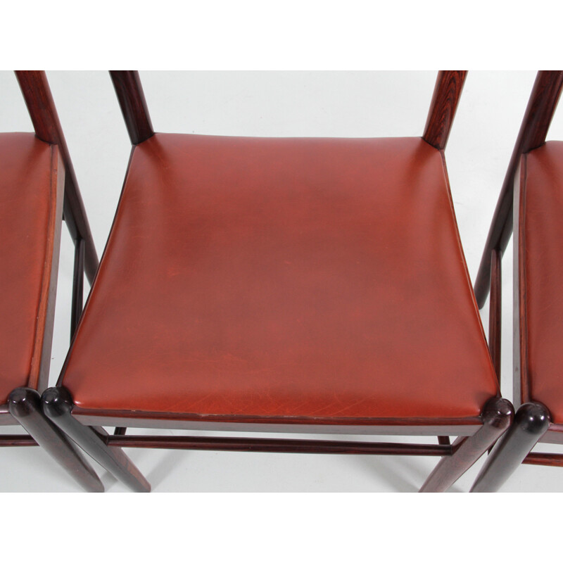 Set of 4 vintage chairs in Rio rosewood, Scandinavian