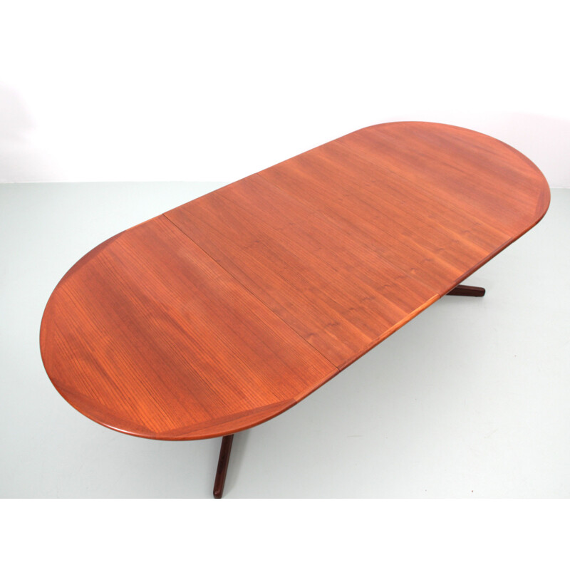 Large vintage oval teak table with 2 extensions, Scandinavian