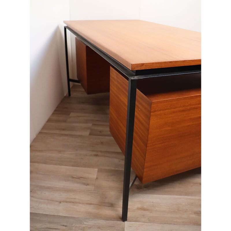Vintage desk CM 172 by Pierre Paulin for Thonet 1950s