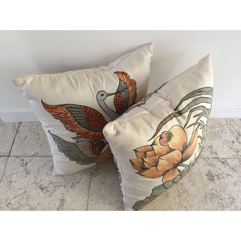 Pair of vintage cushions in pure silk