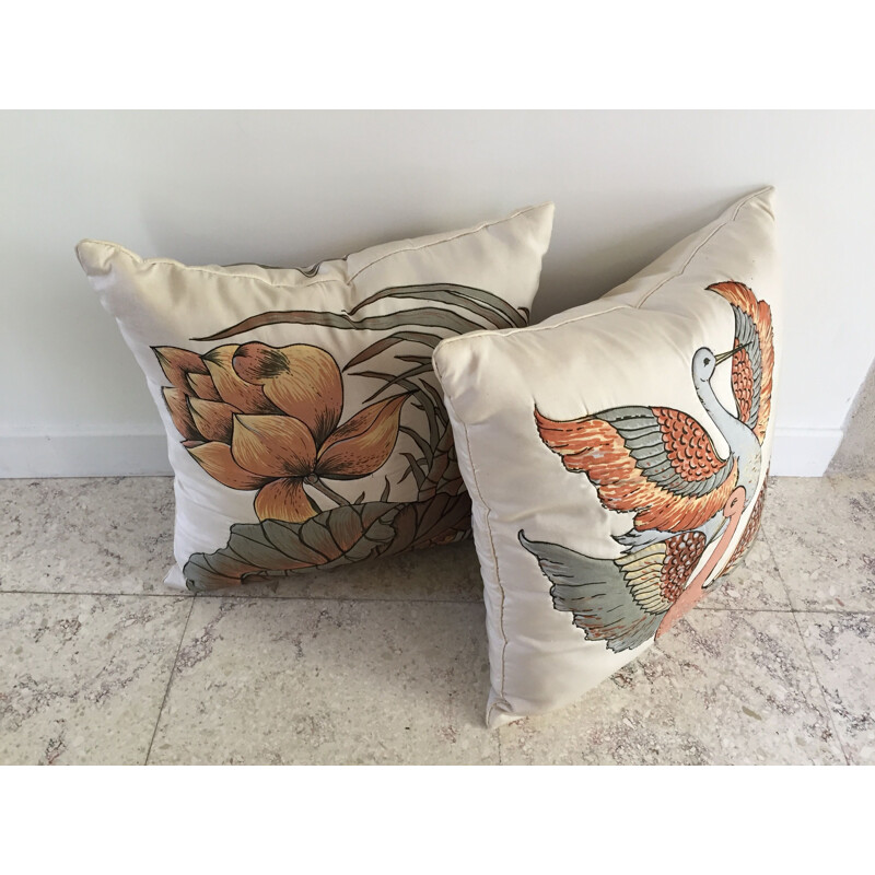 Pair of vintage cushions in pure silk