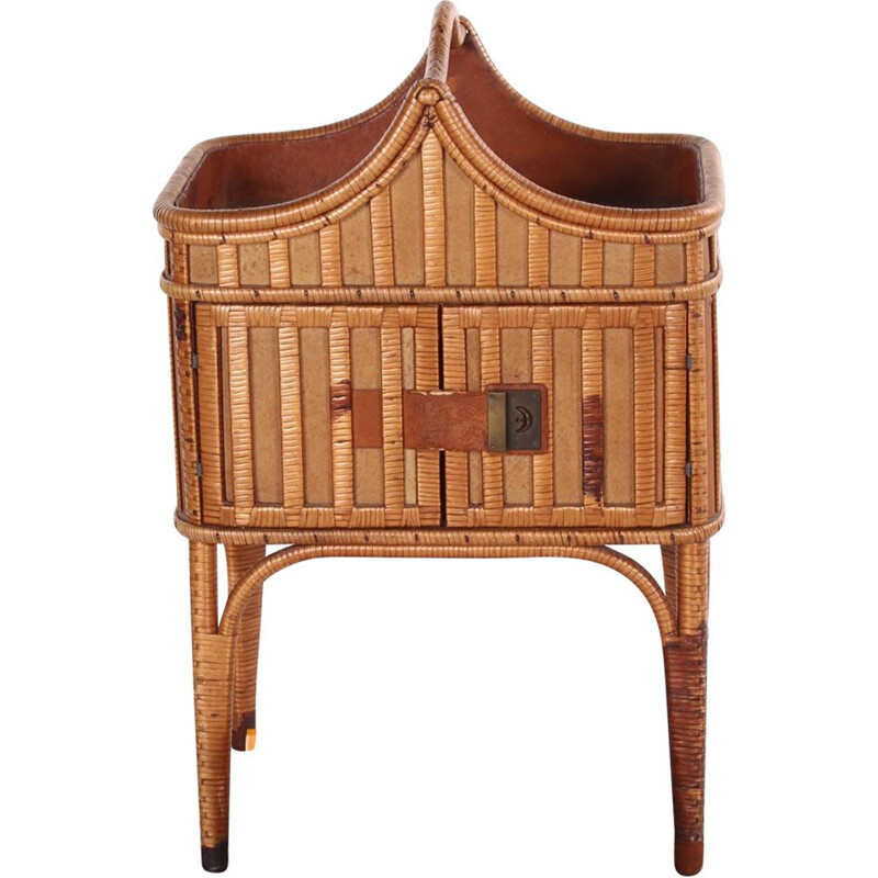 Table d'appoint vintage bohémienne ou meuble en bambou et rotin