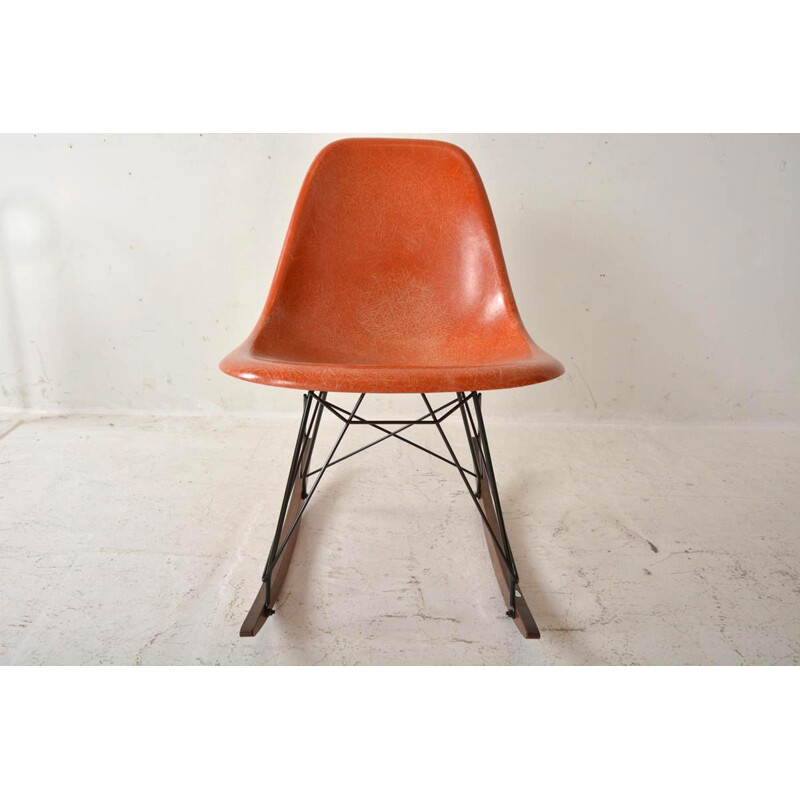 Chaise vintage à bascule Eames édition Herman Miller