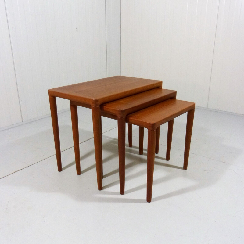 Vintage Teak nesting tables by H.W. Klein for Bramin, Denmark 1960s