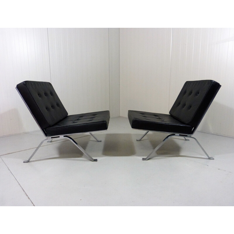Paire de fauteuils lounge vintage en cuir noir 1960