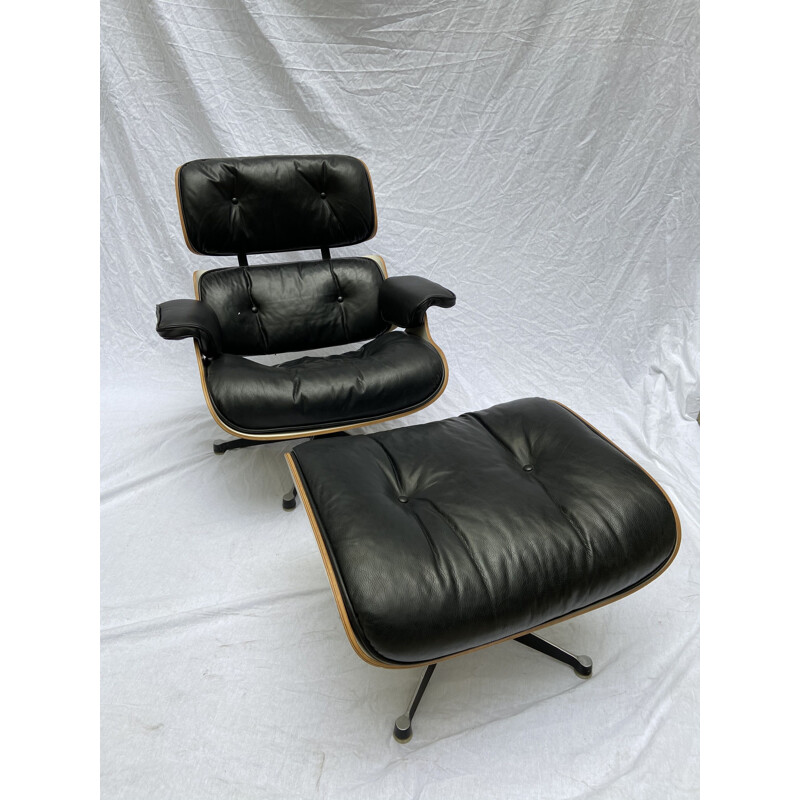 Vintage lounge chair and ottoman by Charles Eames & Herman Miller for Mobilier International 1977s